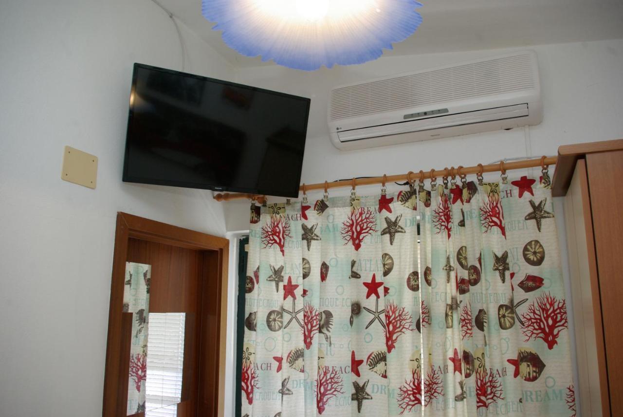 Rooms Tia Baška Voda Eksteriør bilde