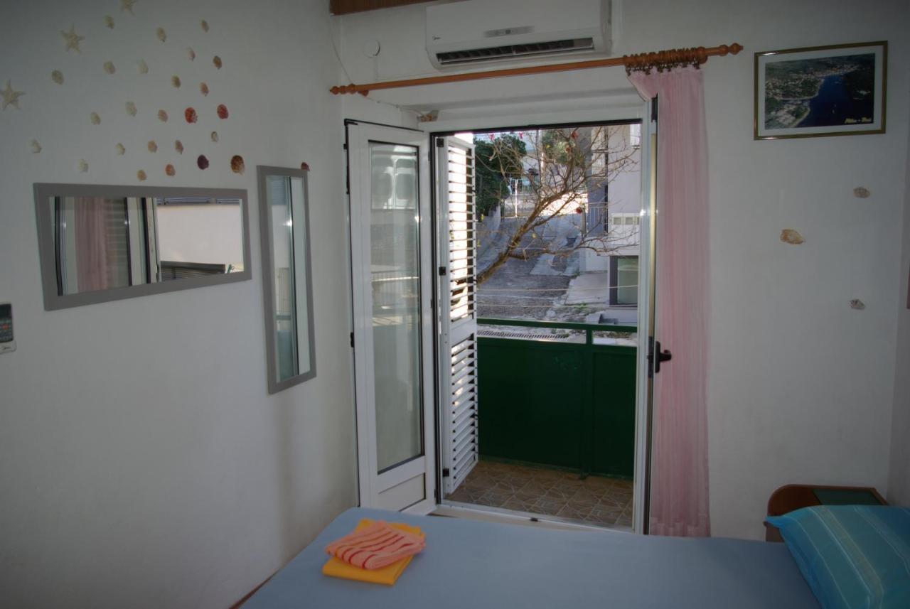 Rooms Tia Baška Voda Eksteriør bilde